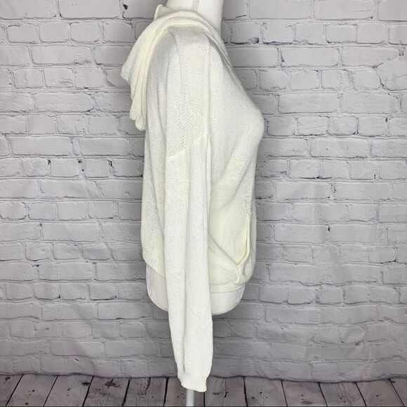 Honey Punch knit star hooded sweater - Picture 5 of 10